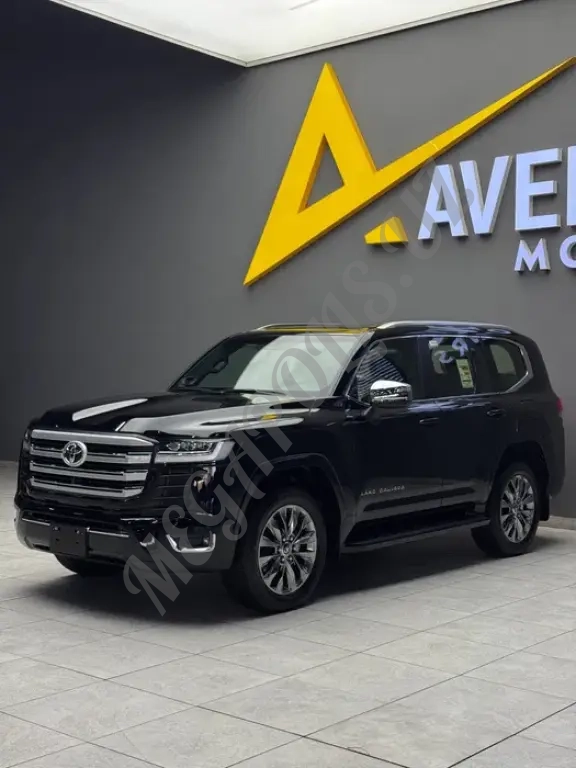 Продается новый Toyota LC300 4.0