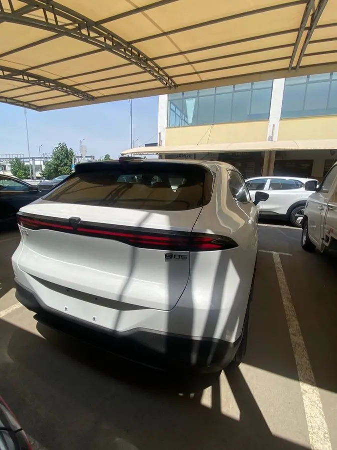 Deepal 05 — zamonaviy gibrid avtomobil 215 Full
