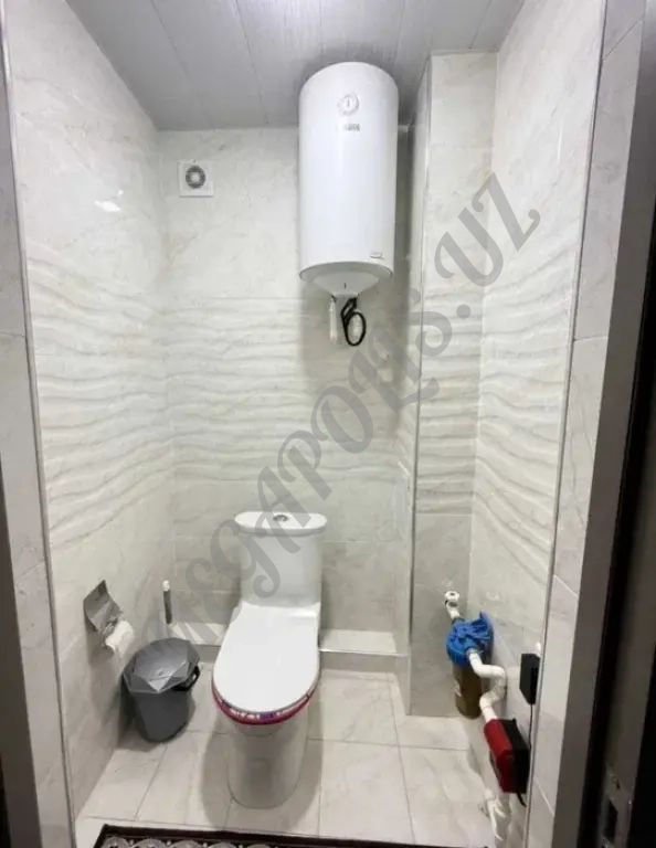 Gorgaz tomonda 3 xonali uy sotiladi