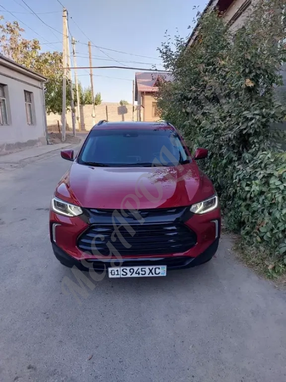 Trecker 2 premer sotiladi bordoviy