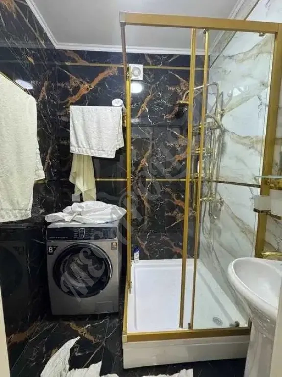 Срочно Сдается 2/3/9 ком Евро Квартира На ул.Махтумкули р.Яшнабад А7*