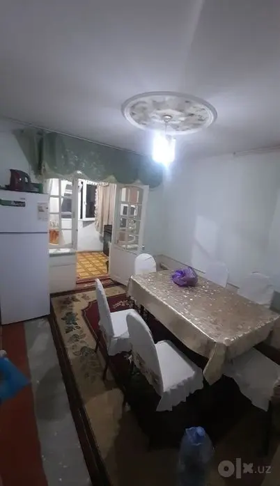 Срочно 3 хонали квартира ижарага берилади!!!