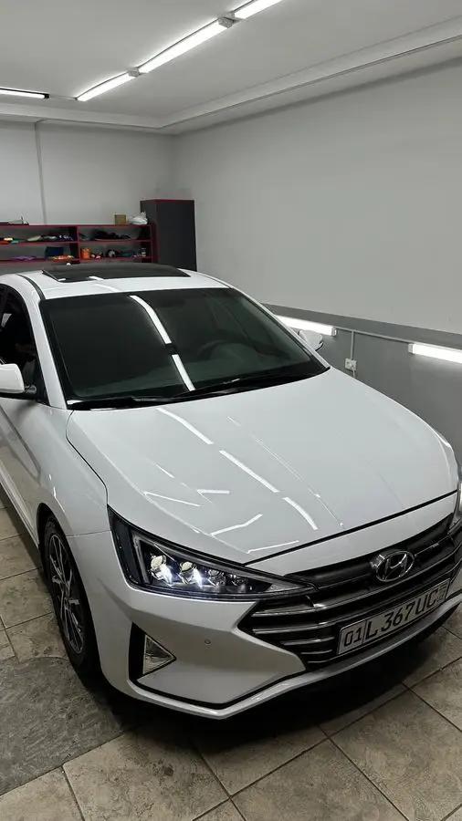 Hyundai Elantra 2019 yil