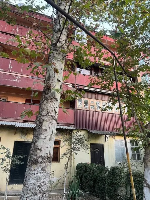 Срочно продается 1 комнатная квартира г.Самарканда Мархабо  ор.Атлас