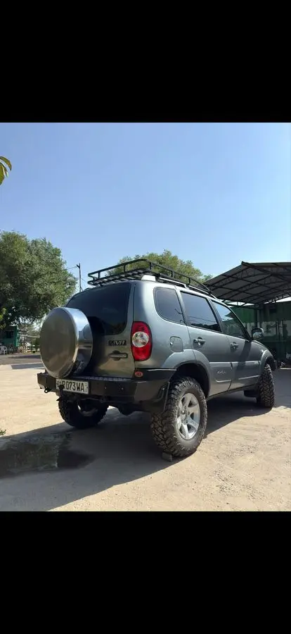 Продается Chevrolet Niva полный Фарш готов к жёсткой Offroad