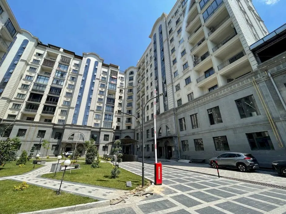 Продается 3х комнатная квартира,ЖК Мухташам ,метро Минор,101м2