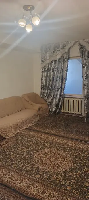 Продам квартиру крестик яшнабацкий район первый этаж 1 комнатная 55 кв