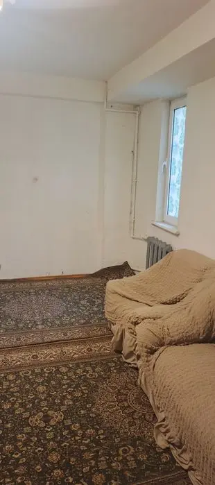 Продам квартиру крестик яшнабацкий район первый этаж 1 комнатная 55 кв