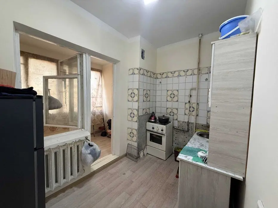 СРОЧНО !! Продается квартира в Яшнабаде 2/5/5 ( 58 кв/м ) Тузел 1