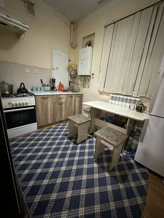 Продам трех комнатную квартиру в массиве Корасу