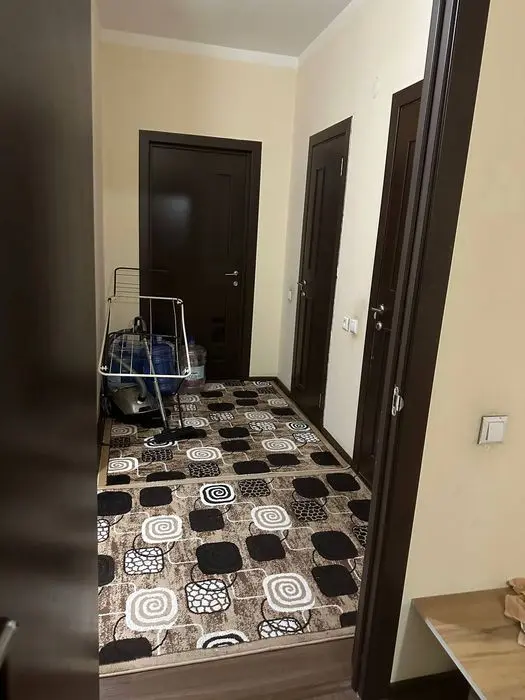 Продам трех комнатную квартиру в массиве Корасу