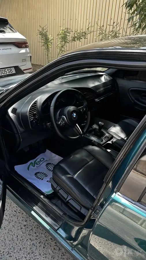 Bmw E36 tayor moshina