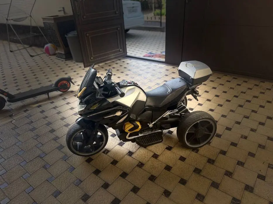 Matatsikl srochna sotiladi ugil bollar uchun