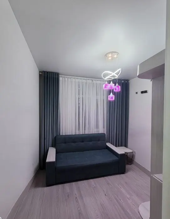 Паркентский продаю Однокомнатную ж/к Parkent Plaza