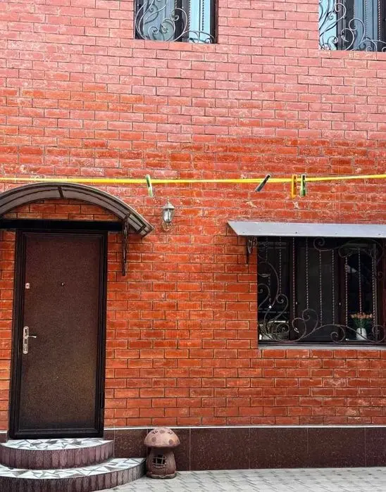 2.3 сотки, 2-этажный дом, 142 м², 4 комнаты. Метро Ташкент, Сарикул