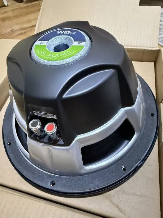 JL audio 10w0v3-4ом самбуфер