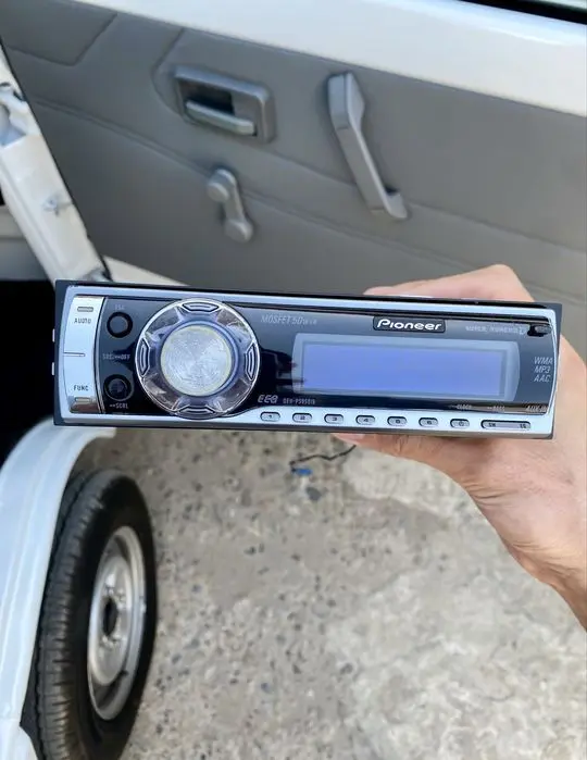Pioneer DEH P5950IB