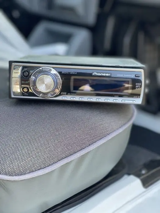 Pioneer DEH P5950IB
