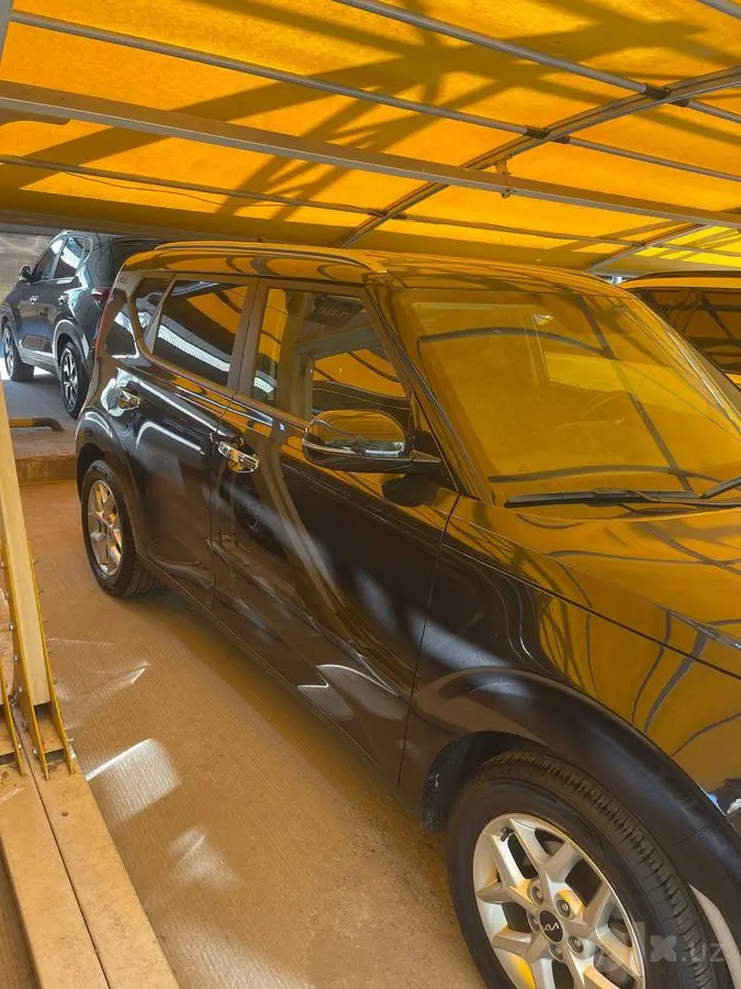 Kia Soul Luxe 2022