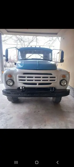 zil tigach sotiladi