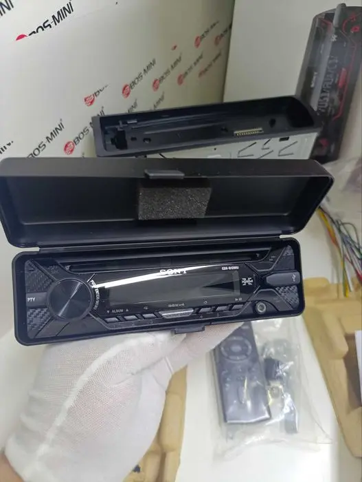 Sony CDX-G1200U avtomagnitola USB AUX 55x4W kuchli bass Original