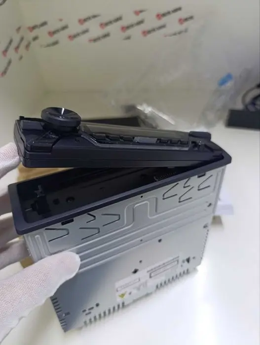 Sony CDX-G1200U avtomagnitola USB AUX 55x4W kuchli bass Original