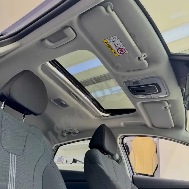 Hyundai Elantra Elegance Plus 2025