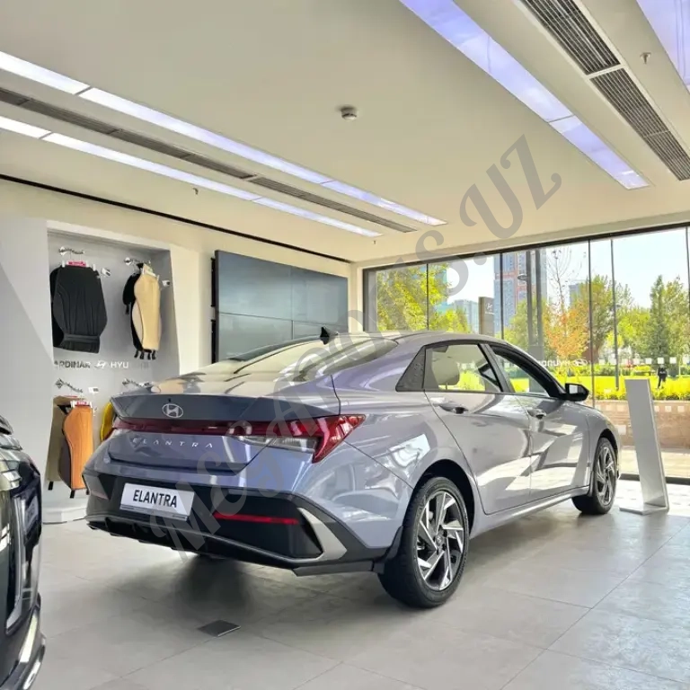 Hyundai Elantra Elegance Plus 2025