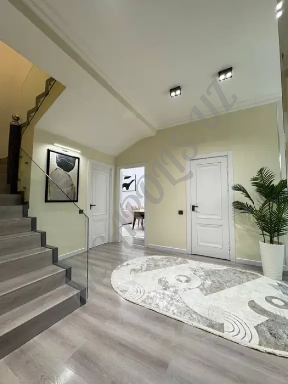 Квартира ЖК Parisien 4/7-8/8 140 кв.м