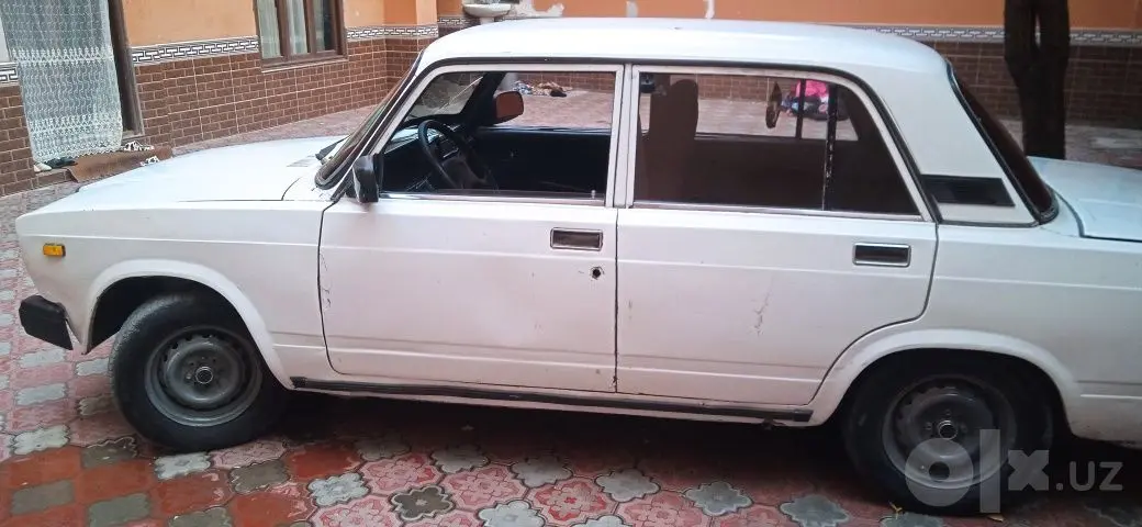 vaz 2107 yili1992 sotiladi
