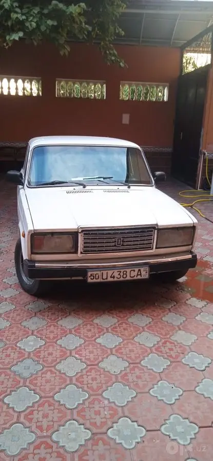 vaz 2107 yili1992 sotiladi