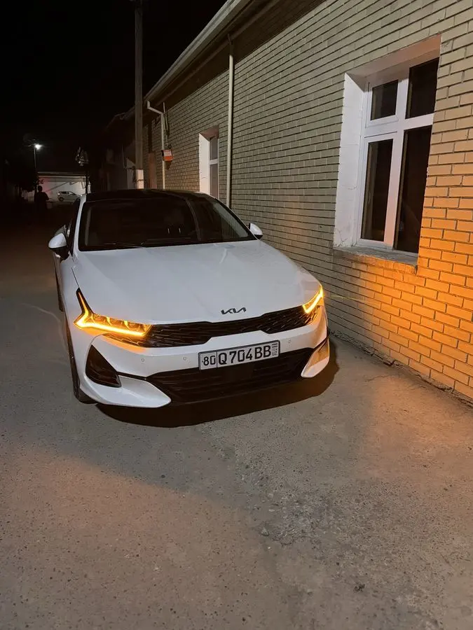 Kia K5 sotiladi style full
