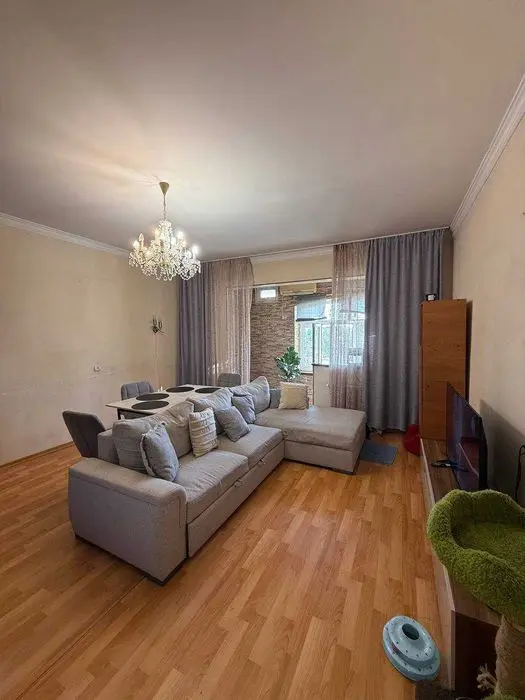 Продается Квартира в центре на Ц-1. 4/9/9. ор: школа  145.