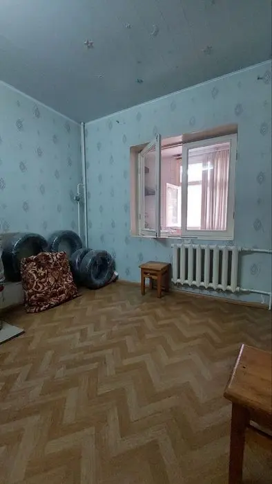 Сдаётся 3 комнатная квартира на Карасу 1.