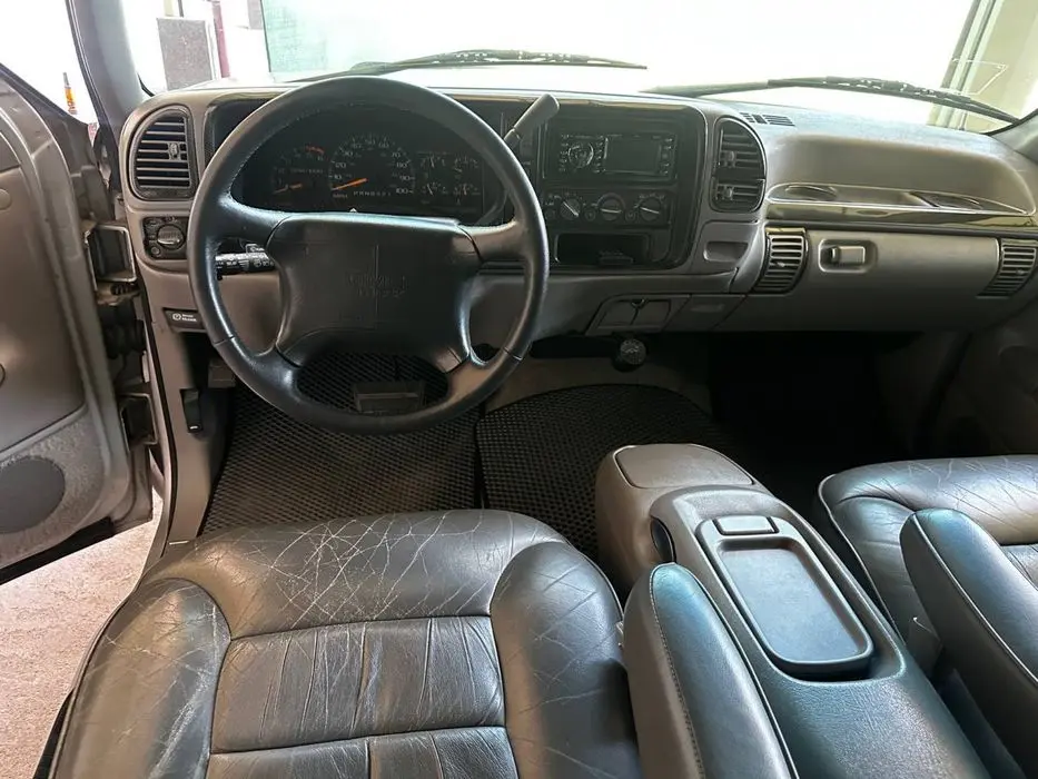 Chevrolet GMC motors 7.4L
