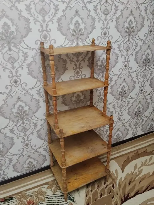 Старинная этажерка