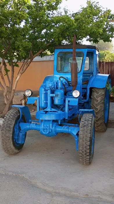 T40 sotiladi mator karobka yaxshi chizel pluhi bilan