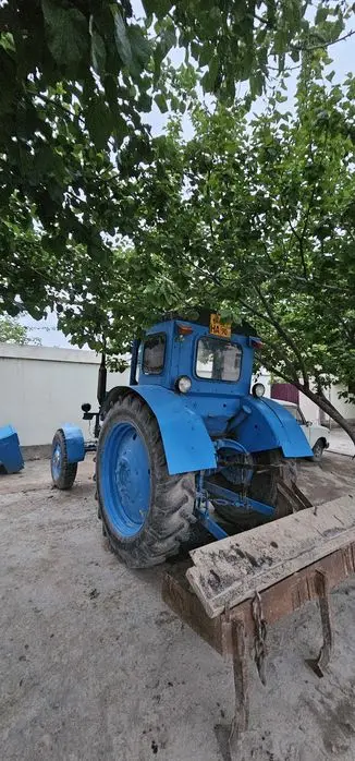 T40 sotiladi mator karobka yaxshi chizel pluhi bilan