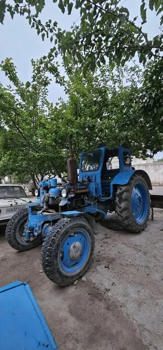 T40 sotiladi mator karobka yaxshi chizel pluhi bilan