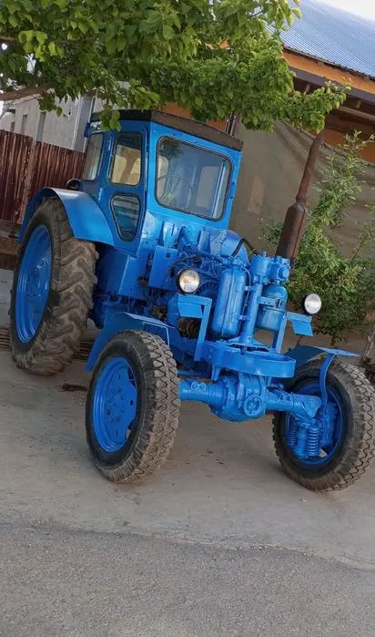 T40 sotiladi mator karobka yaxshi chizel pluhi bilan