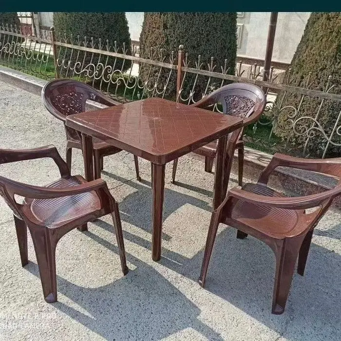 Plastmassa stol stullar. Пластиковые столы и стулья