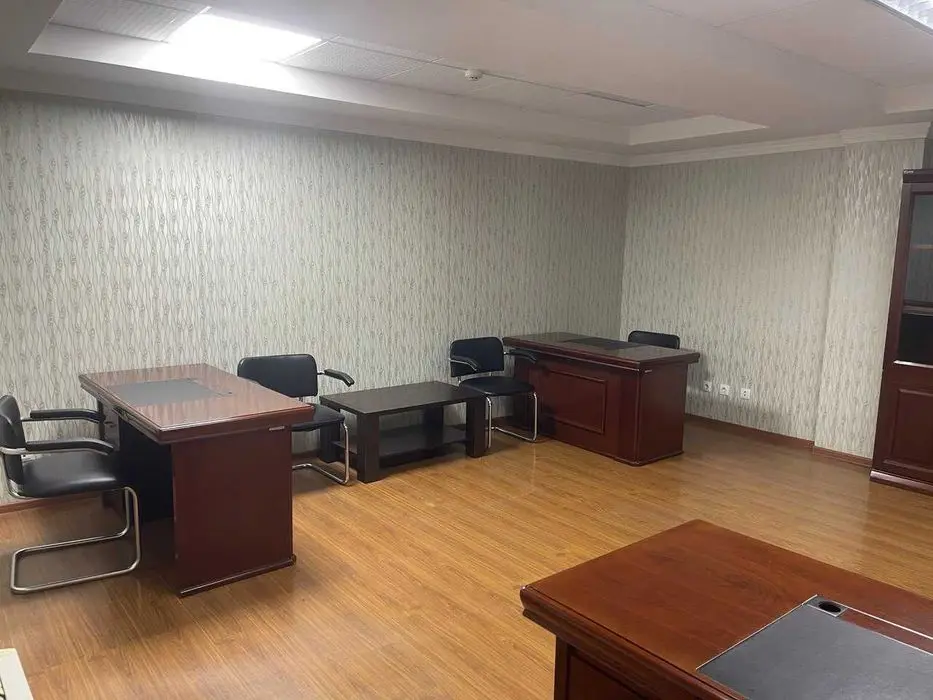 Готовый офис 30м с ремонтом, с мебелью ул. Бабура, Ramada plaza (ТЛ)