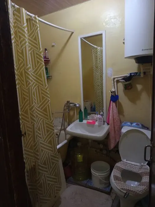 Chirchiq 3mik 2xona uy sotiladi