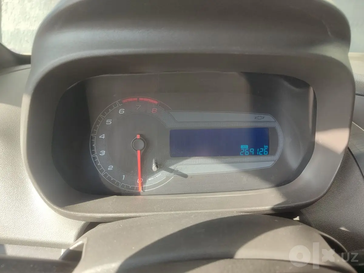 Cobalt 2019 Mexanika 2pazitsiya kraska 30% oldi-orqa pechat 4ta yumsho