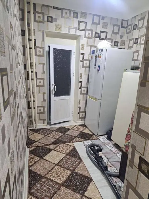 Метро Буюк ипак йули,  Дипломатия,  Максим Горький,  Саёхат