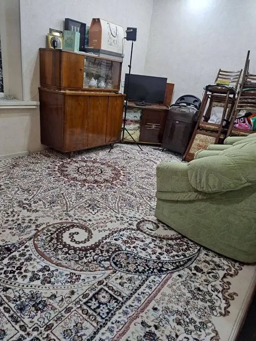 Метро Буюк ипак йули,  Дипломатия,  Максим Горький,  Саёхат