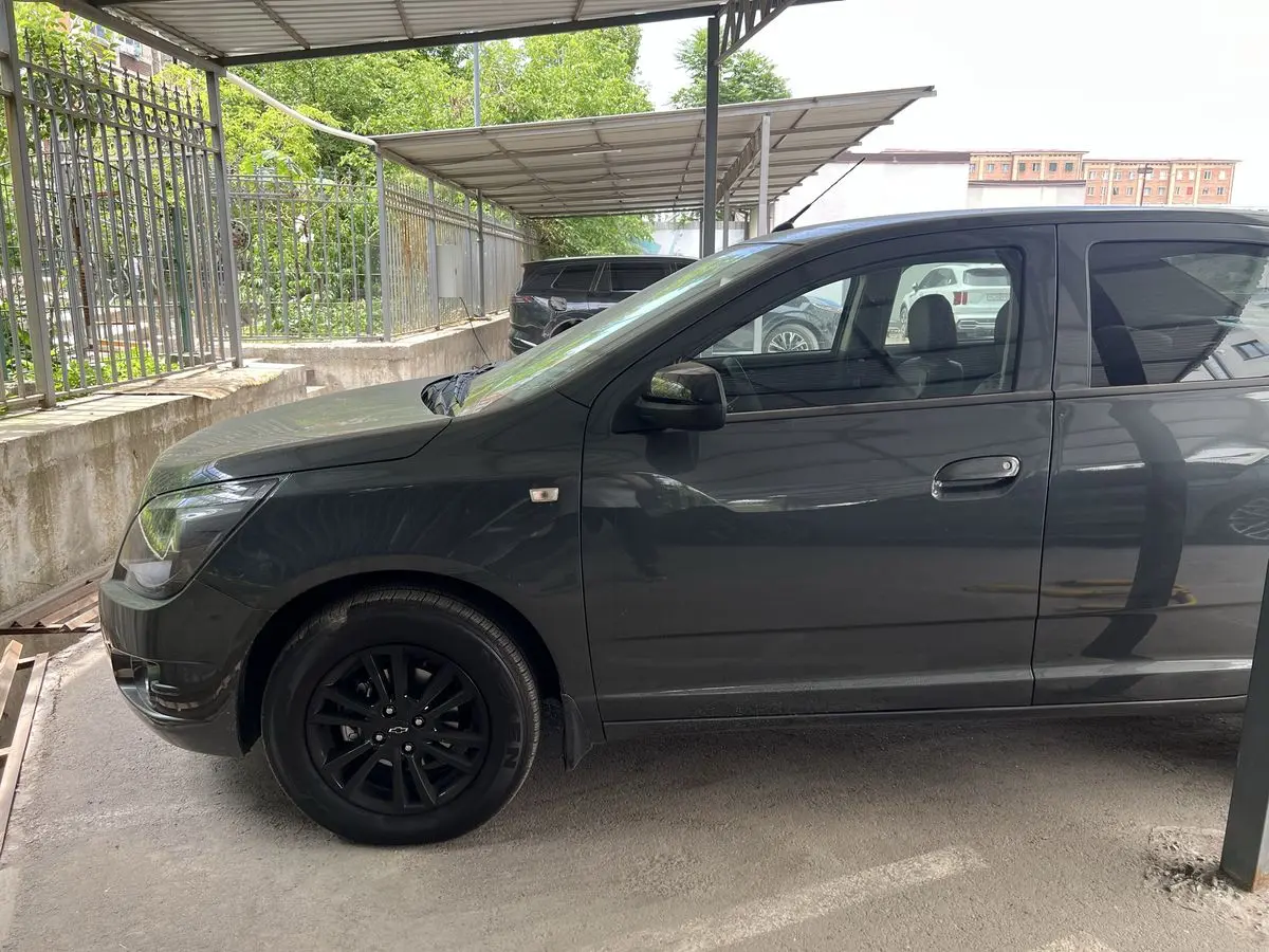 Chevrolet Cobalt Midnight MCM