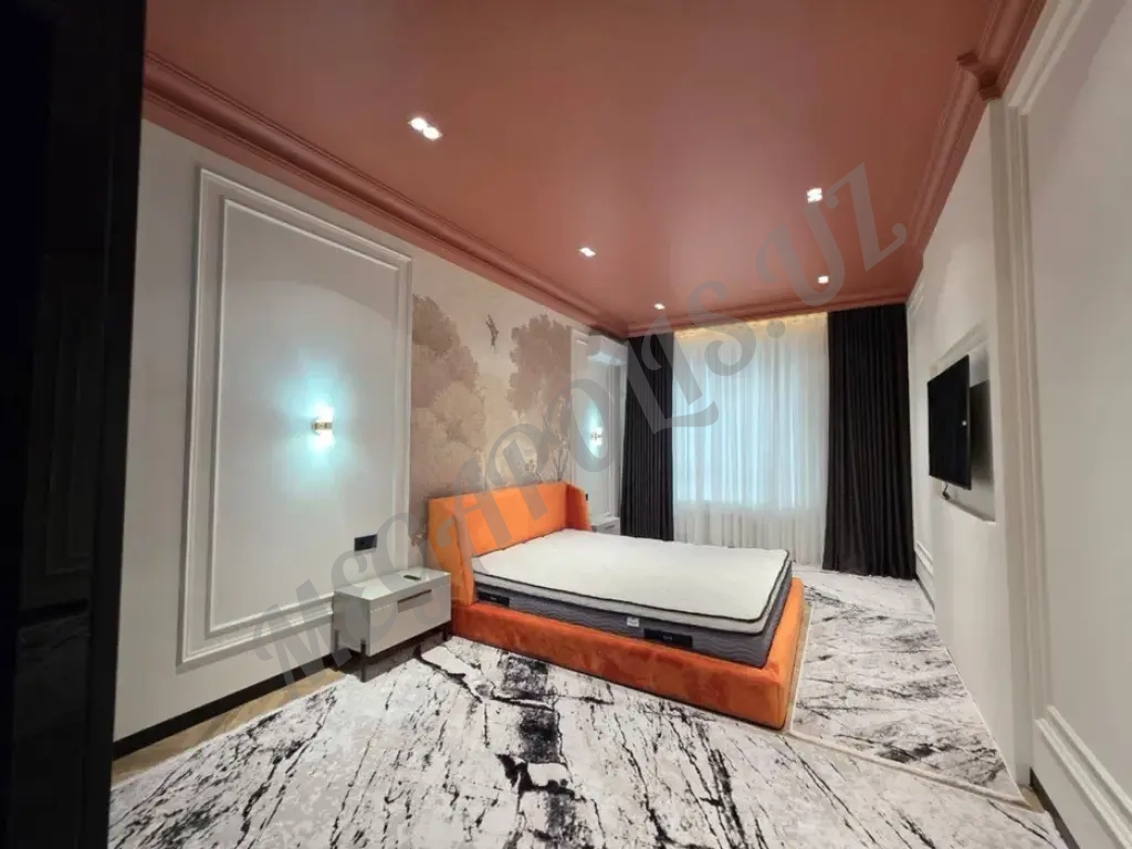 Продажа евро квартира NRG Oybek 4/2/12 площадь 131м2 новая не жили