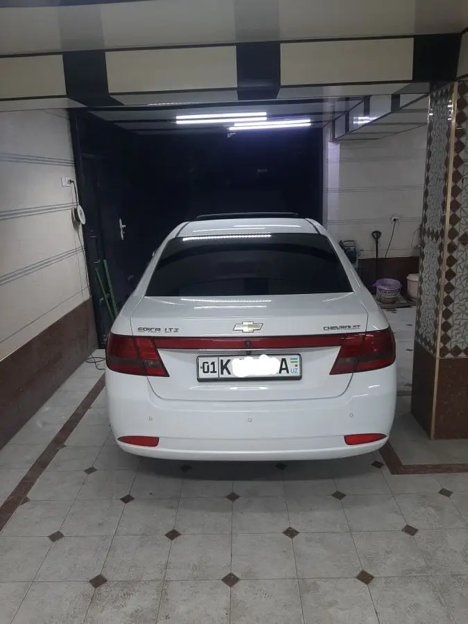 Sotiladi Epica LT 2009 yil 2.4 mator Benzinda
