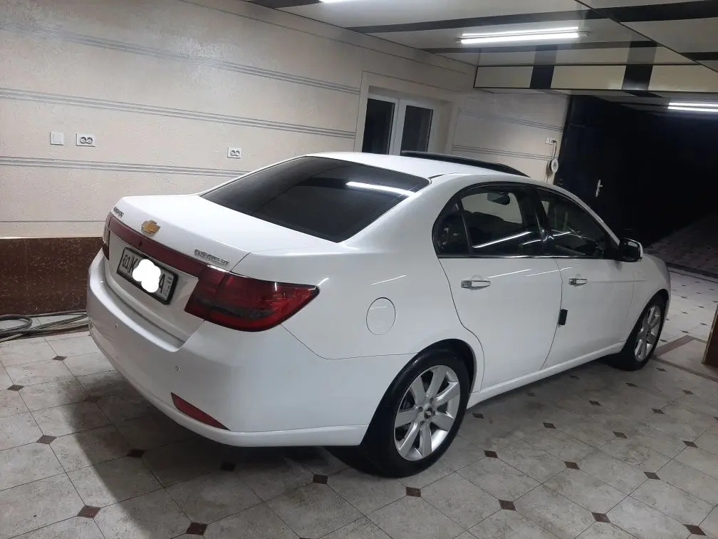 Sotiladi Epica LT 2009 yil 2.4 mator Benzinda